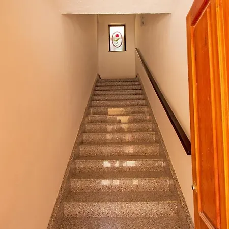 Holiday home Away From Home, Spacious And Close To Amenities Marsaskala